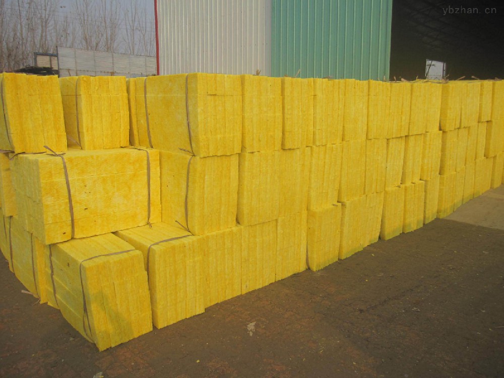 四川巖棉板廠(chǎng)家-志浩金帆：以匠心工藝定義高端保溫防火標(biāo)桿